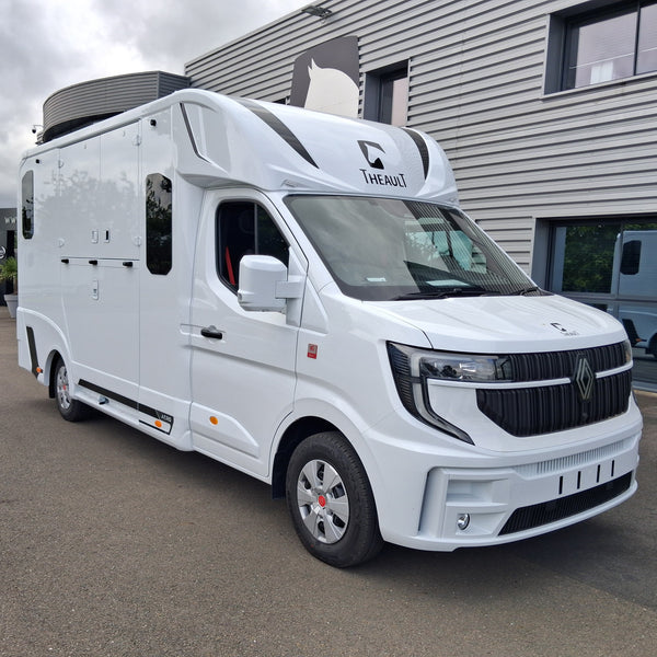 Theault - Aero Master 5L Horsebox (2026)