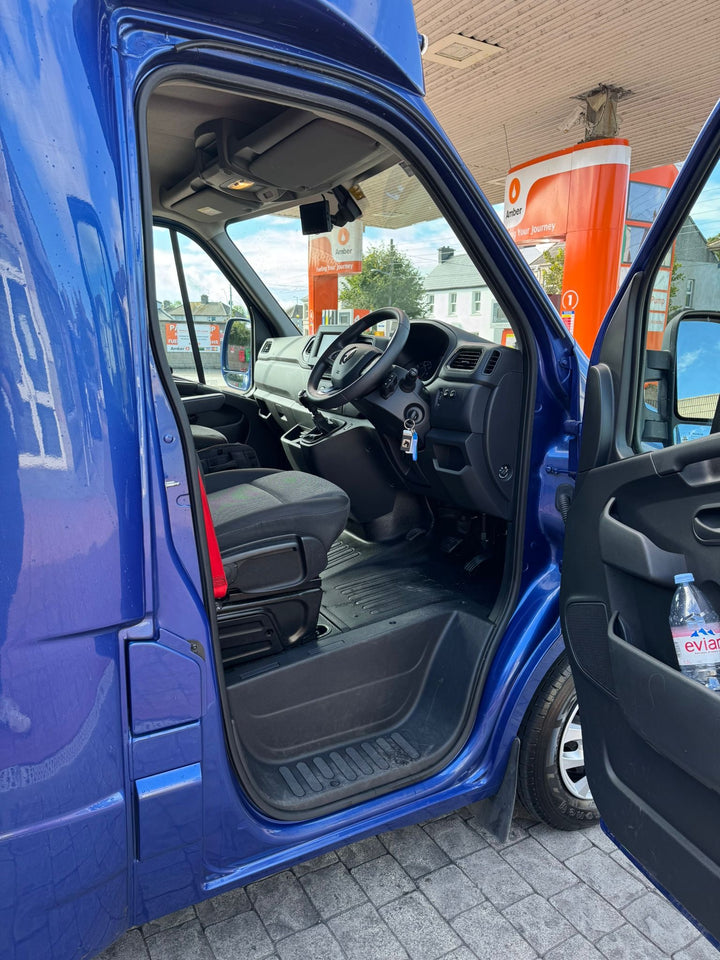 Theault - ProTeo 5L Switch Horsebox (2022)