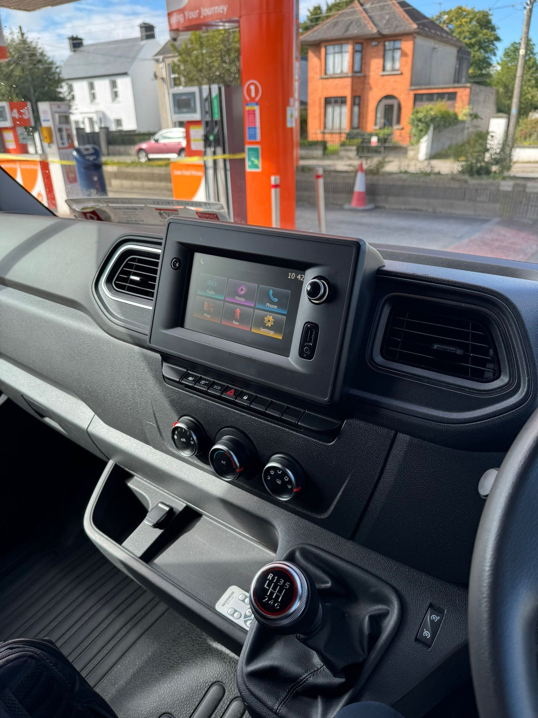 Theault - ProTeo 5L Switch Horsebox (2022)