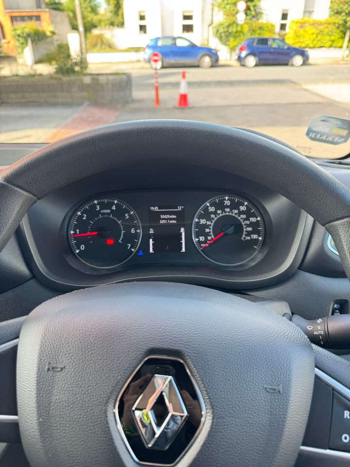 Theault - ProTeo 5L Switch Horsebox (2022)