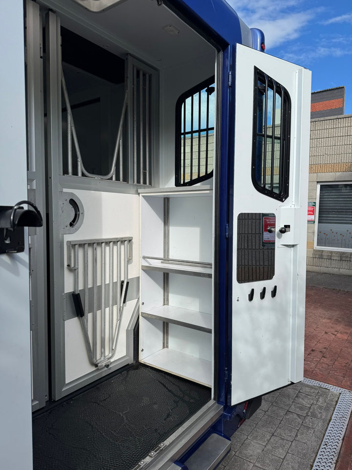 Theault - ProTeo 5L Switch Horsebox (2022)
