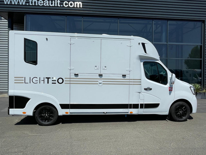Theault - Lighteo Horsebox (2025)
