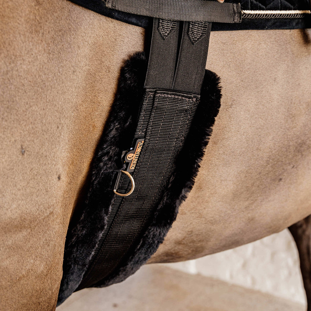 Sheepskin & Anatomic Girths Kentucky Horsewear