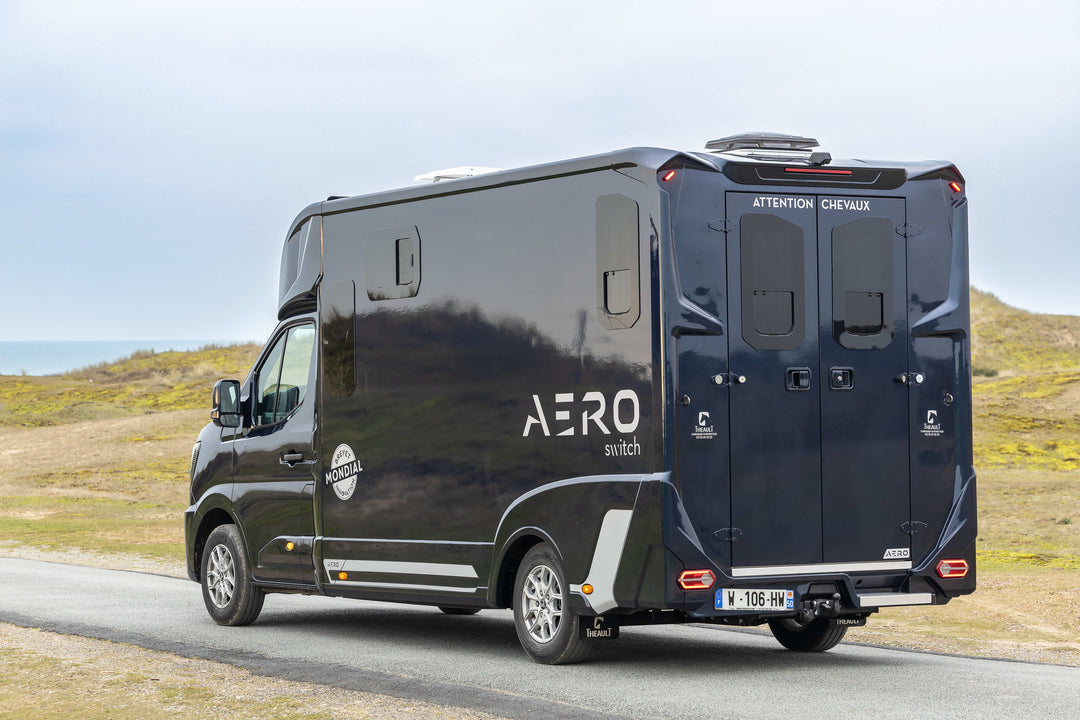 Theault - Aero Master Horsetruck
