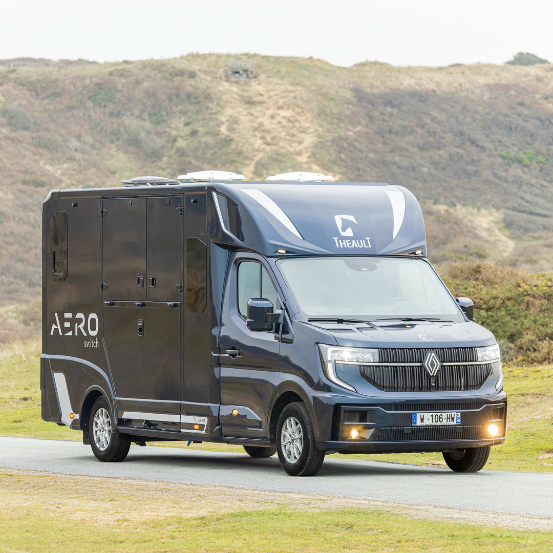 Theault - Aero Master Horsetruck