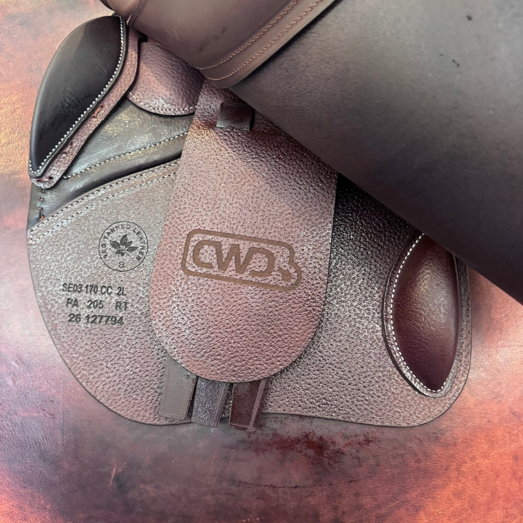 CWD - Classic Saddle 17 inch (2026)