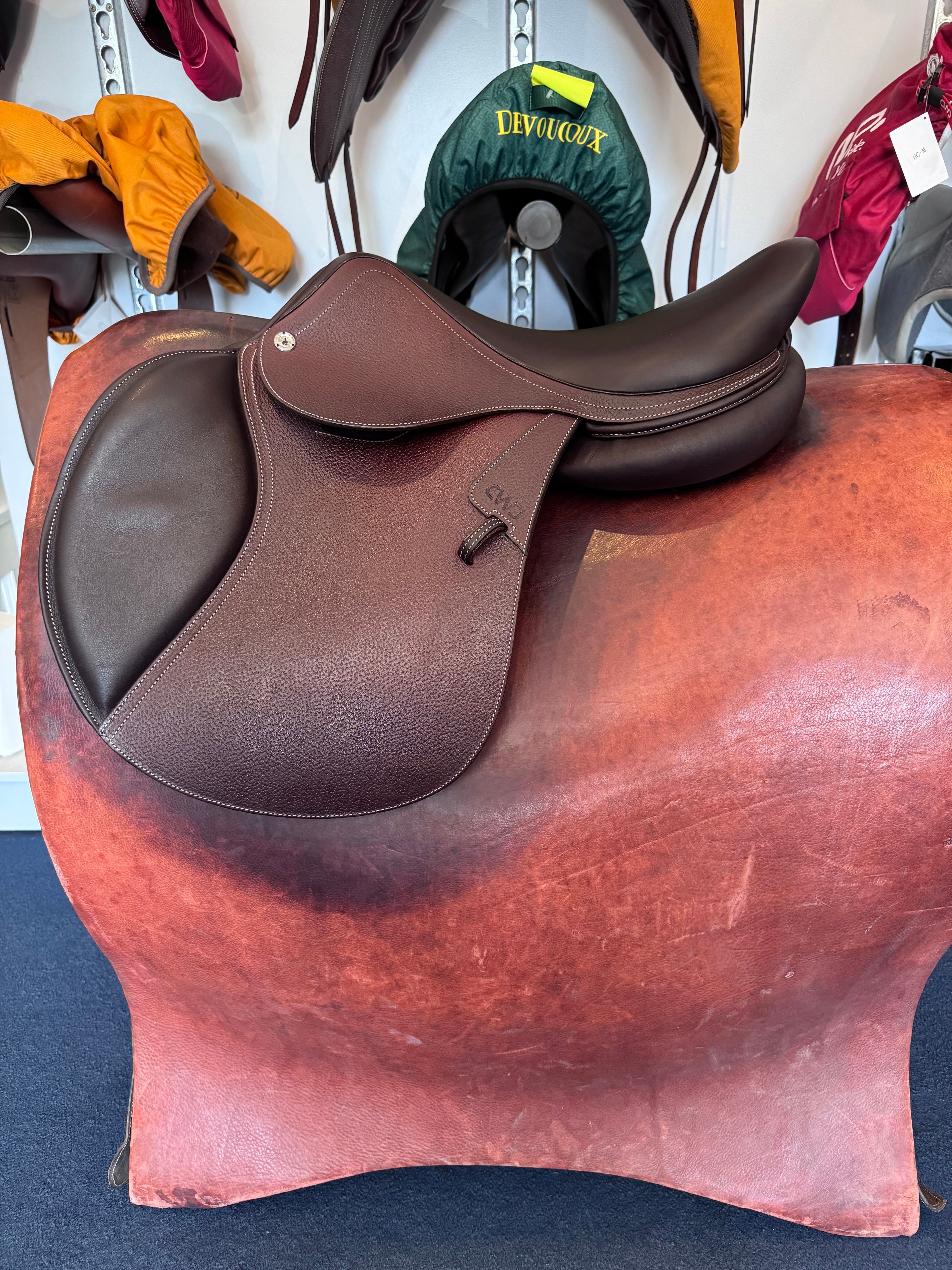 CWD - Classic Saddle 17.5 inch (2026)