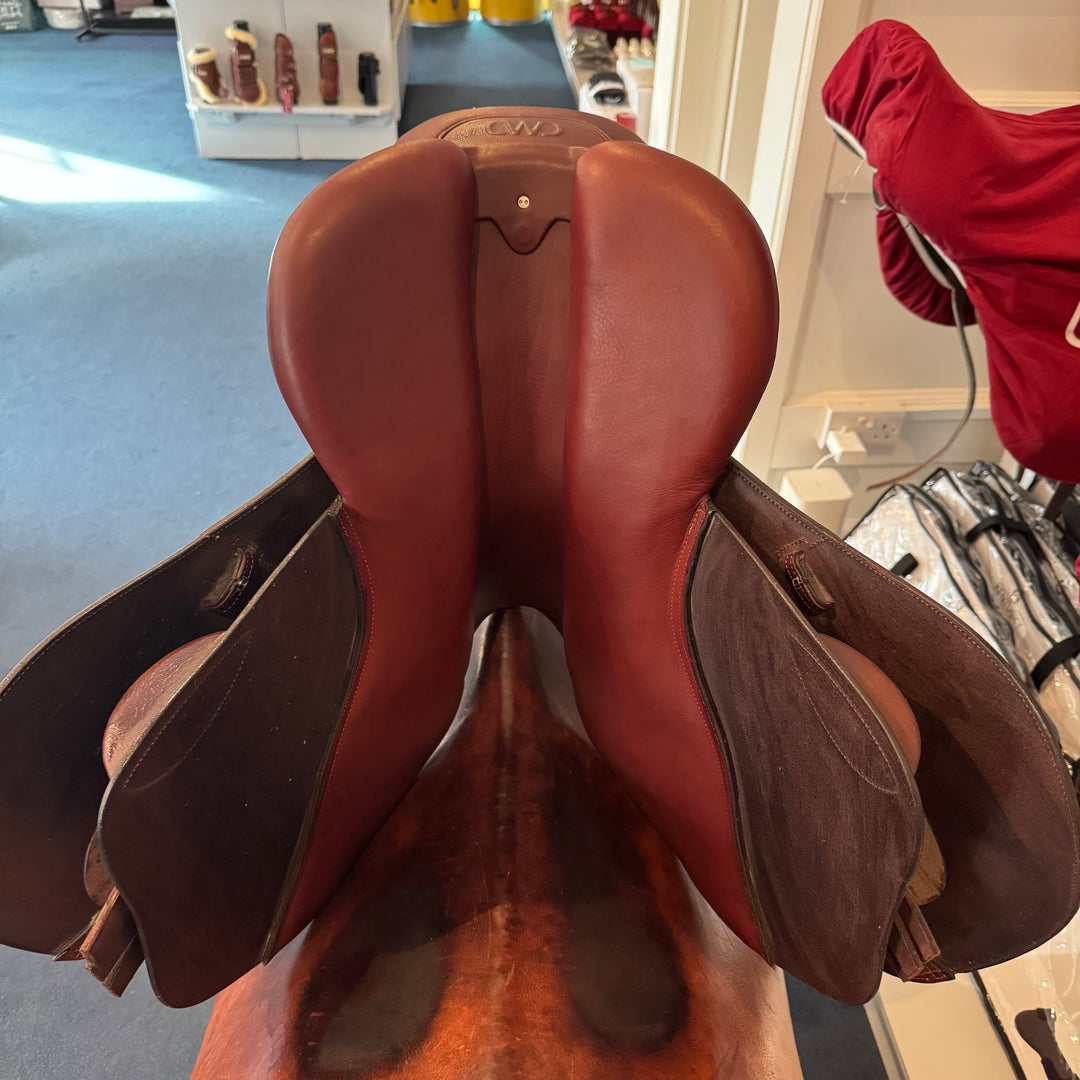 CWD - Classic Saddle 17 inch (2024)