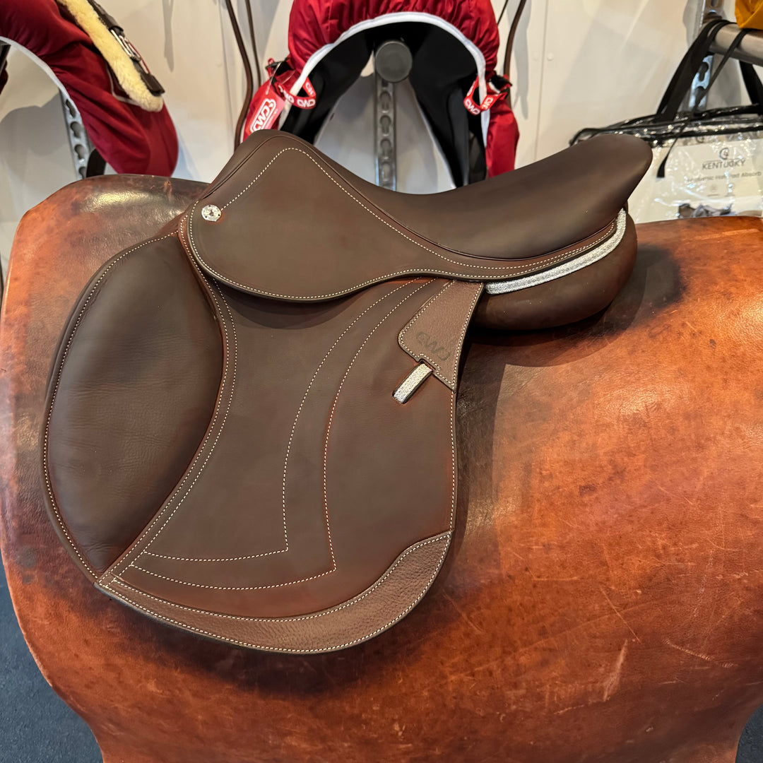 CWD - Classic Saddle 17 inch (2024)