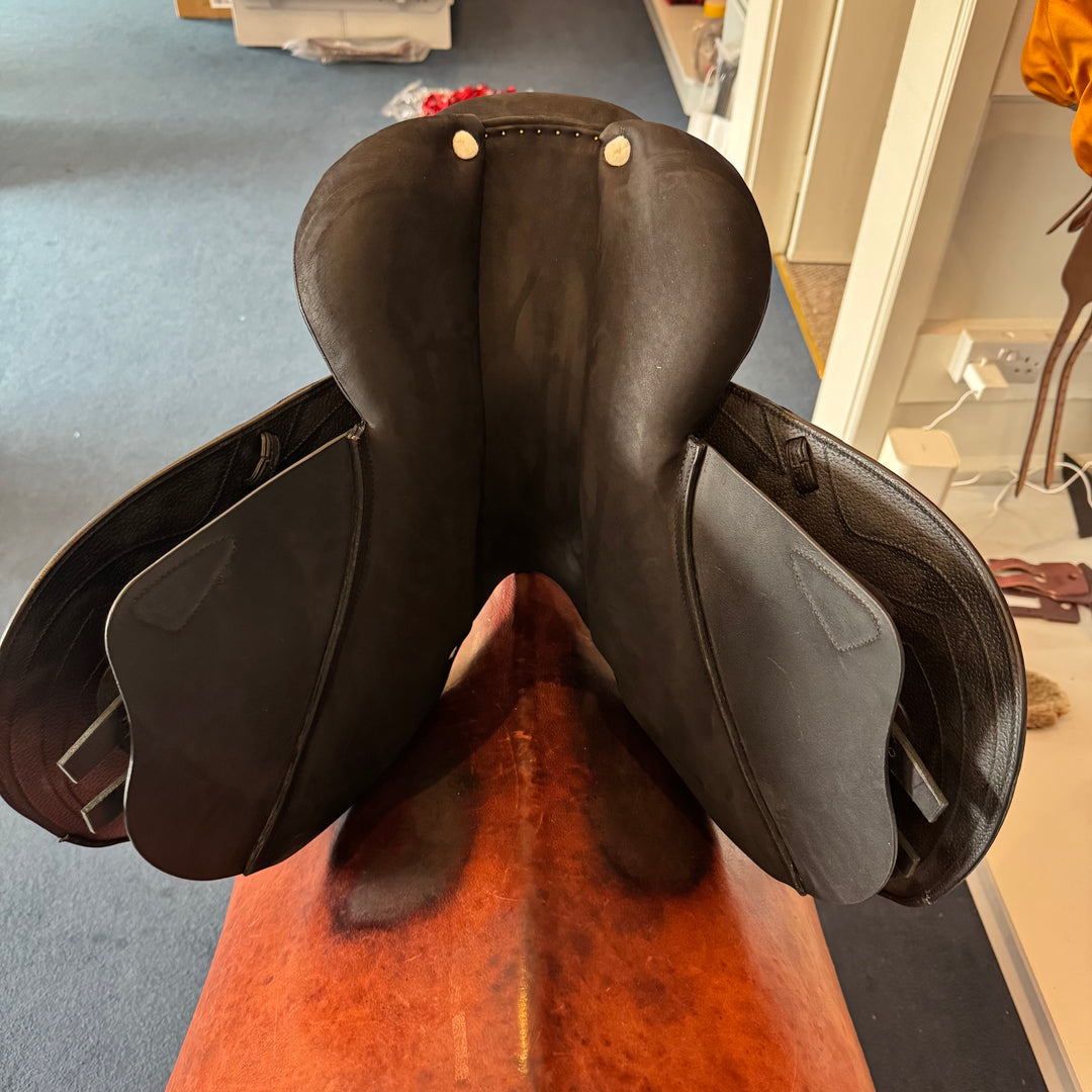 CWD - Classic Saddle 15.5 inch (2025)