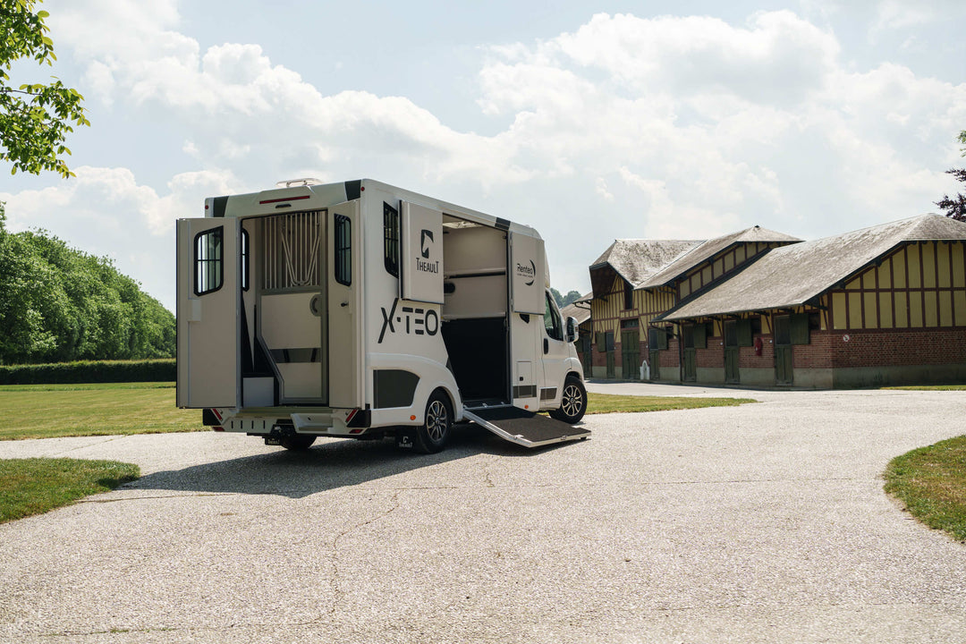 Theault - Xteo Horsetruck