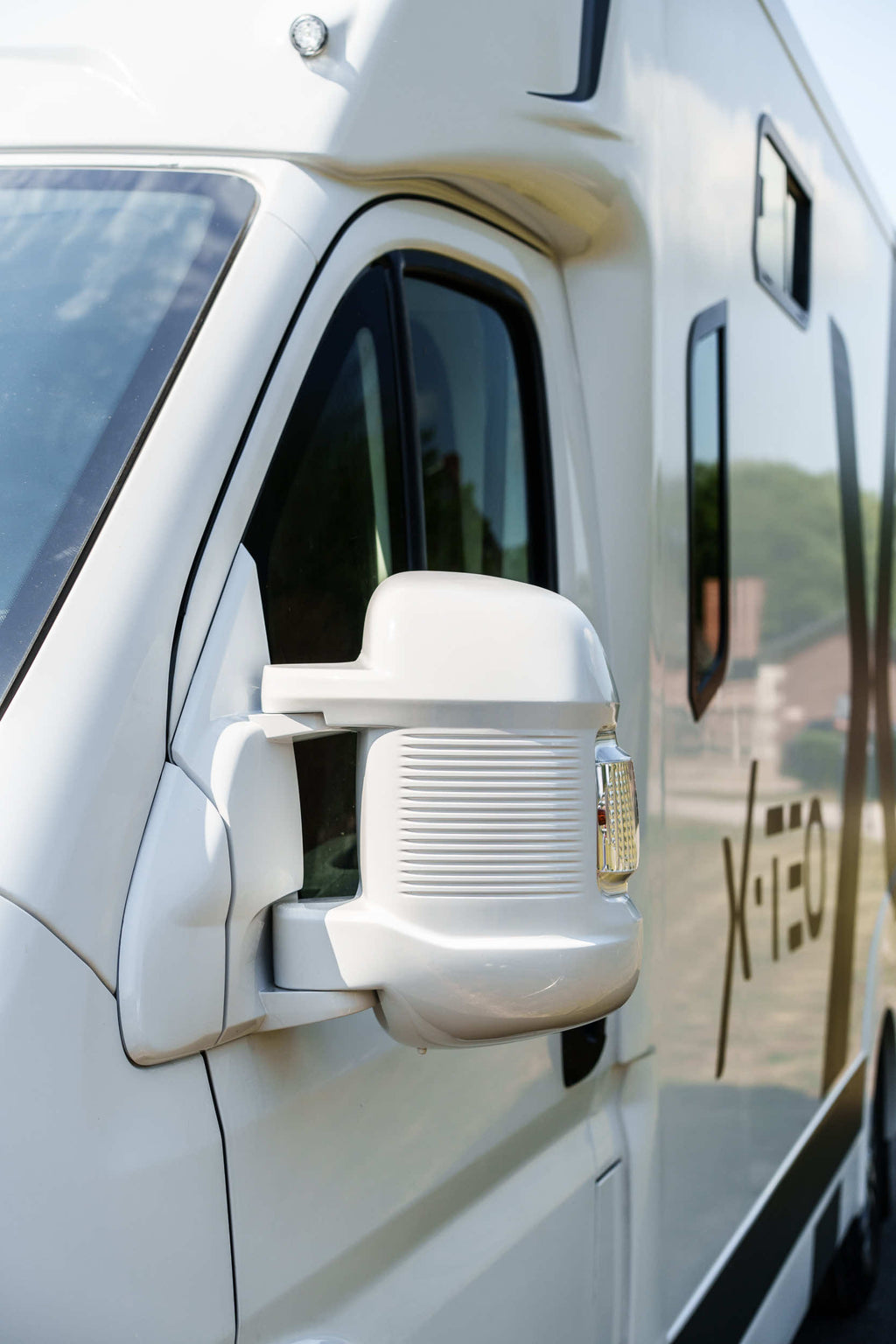 Theault XTEO horsebox with the side groom's door open