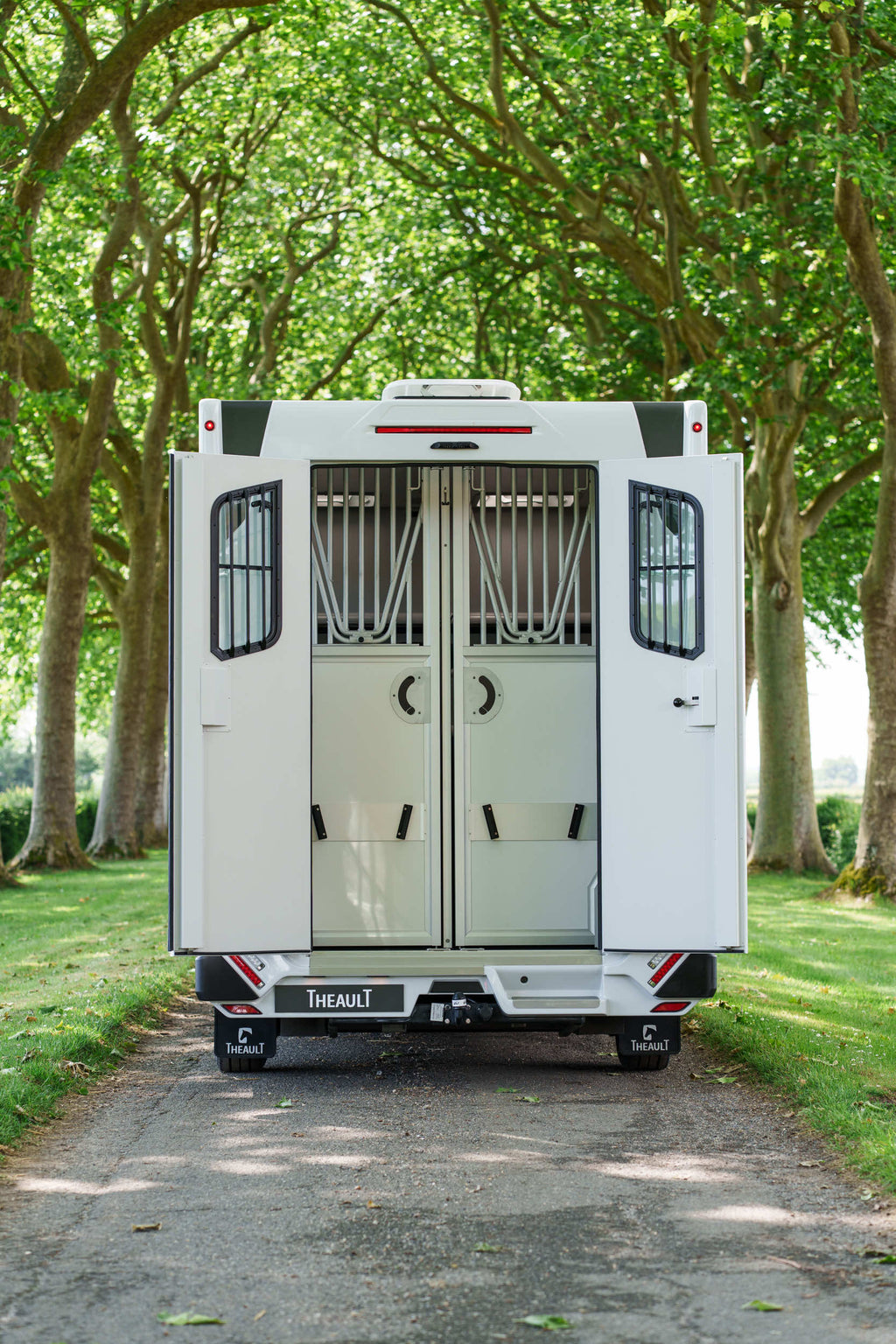 Rear of a Theault XTEO horsebox showing the closed loading ramp and rear doors