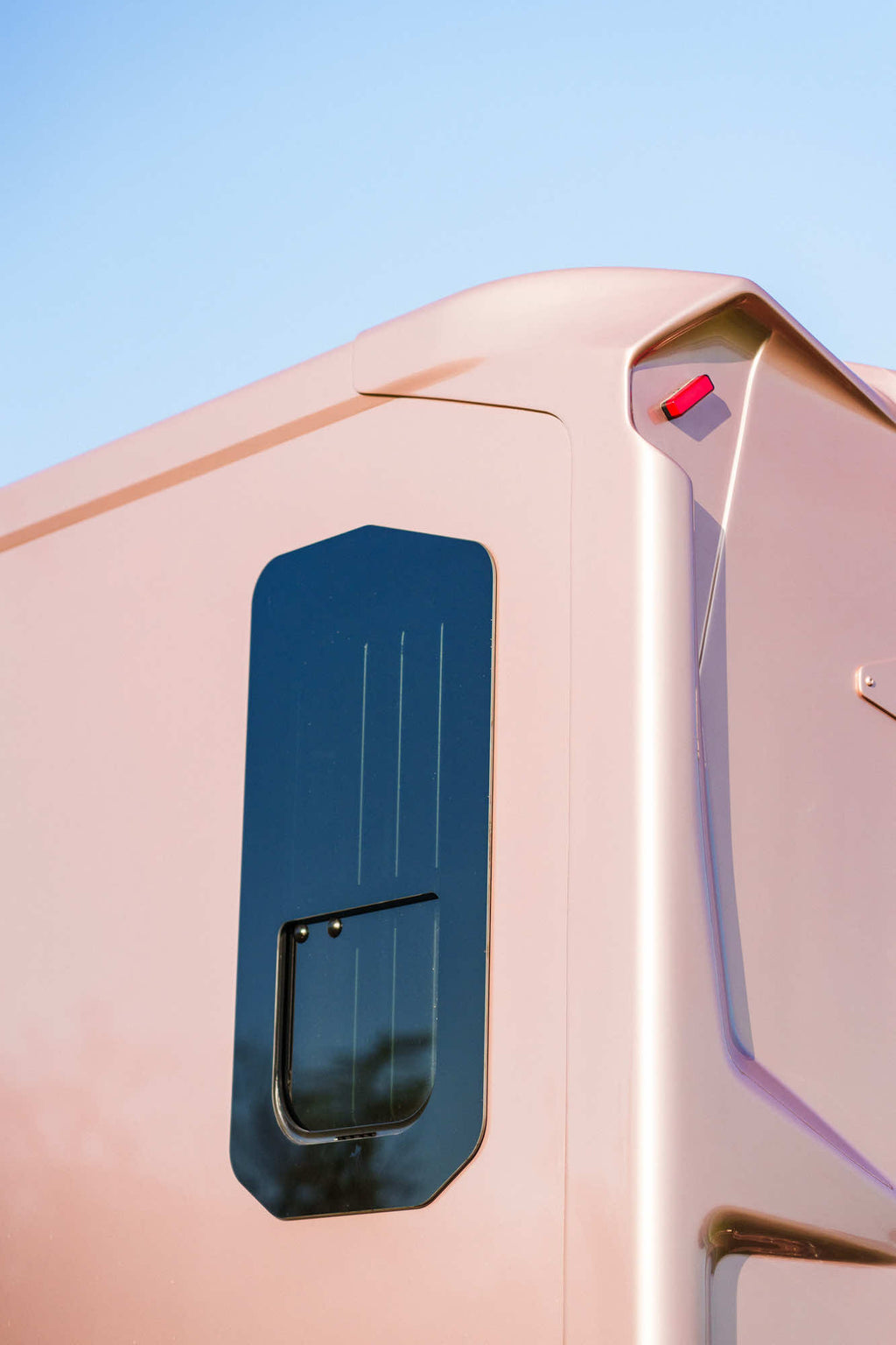 Body corner detail of a Theault Aero Sprinter horsebox