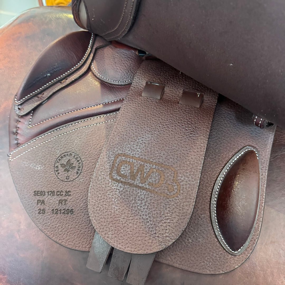 CWD - Classic Saddle 17 inch (2025)