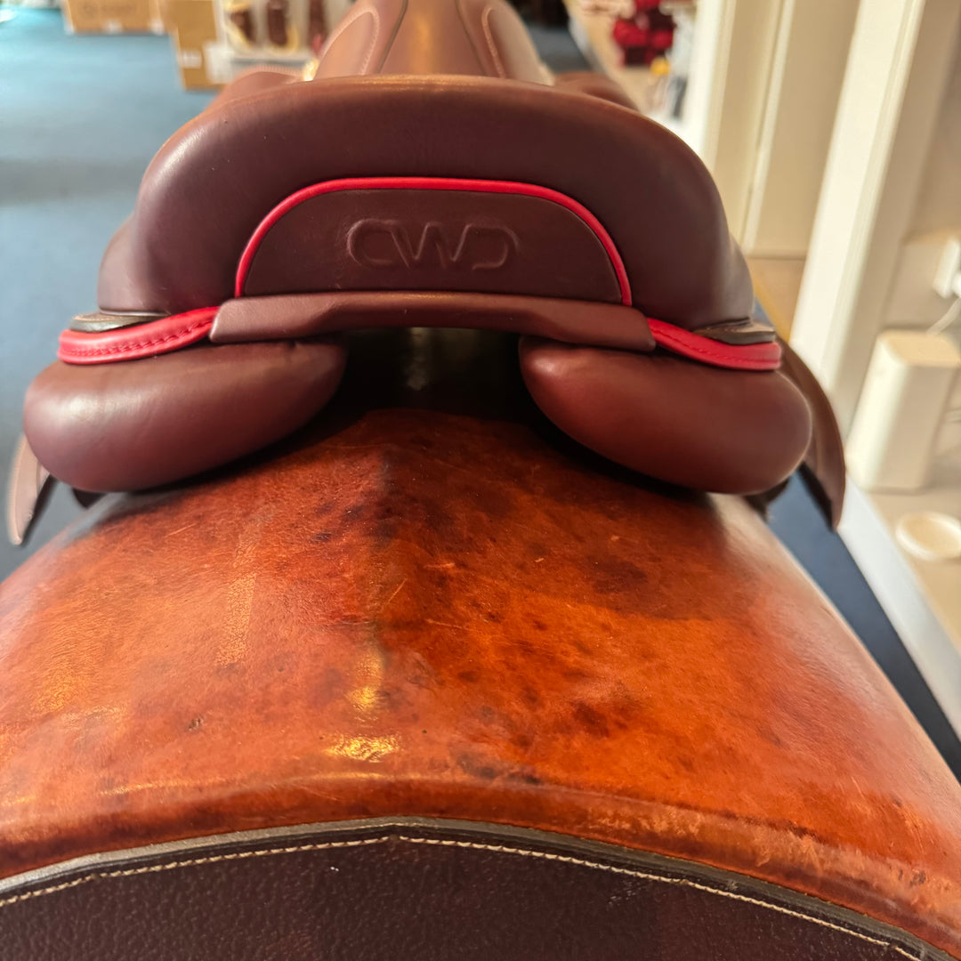 CWD - Classic Saddle 17 inch (2025)