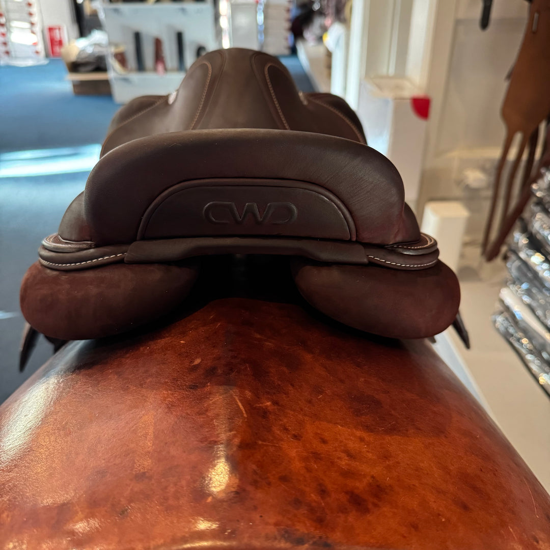 CWD - Classic Saddle 17 inch (2026)