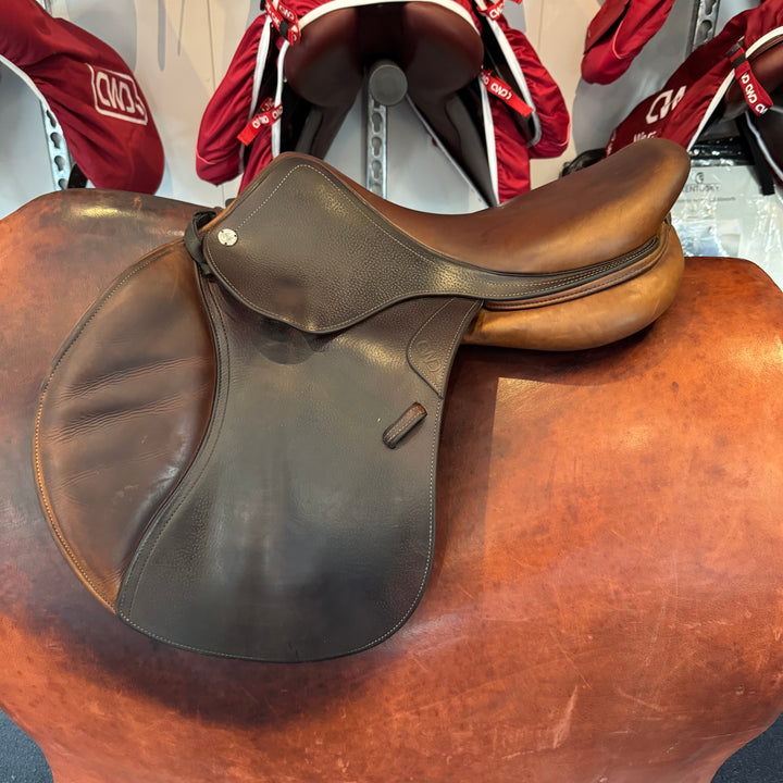 CWD - Classic Saddle 17.5 (2022)