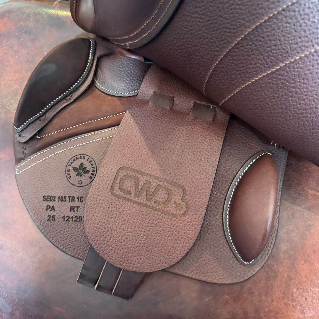 CWD - Classic Saddle 16.5 inch (2025)