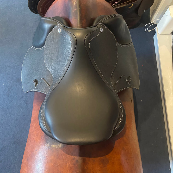 CWD - Classic Saddle 16.5 inch (2024)