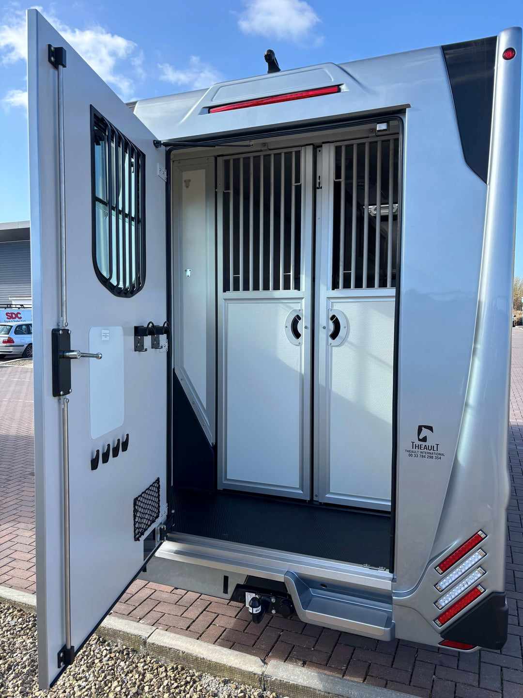 Theault - Xteo Horsetruck (2026)