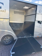 Theault - Xteo Horsetruck (2026)