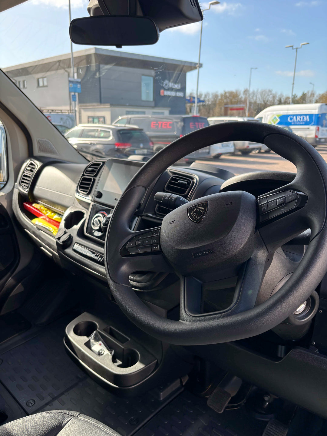 Theault - Xteo Horsetruck (2026)