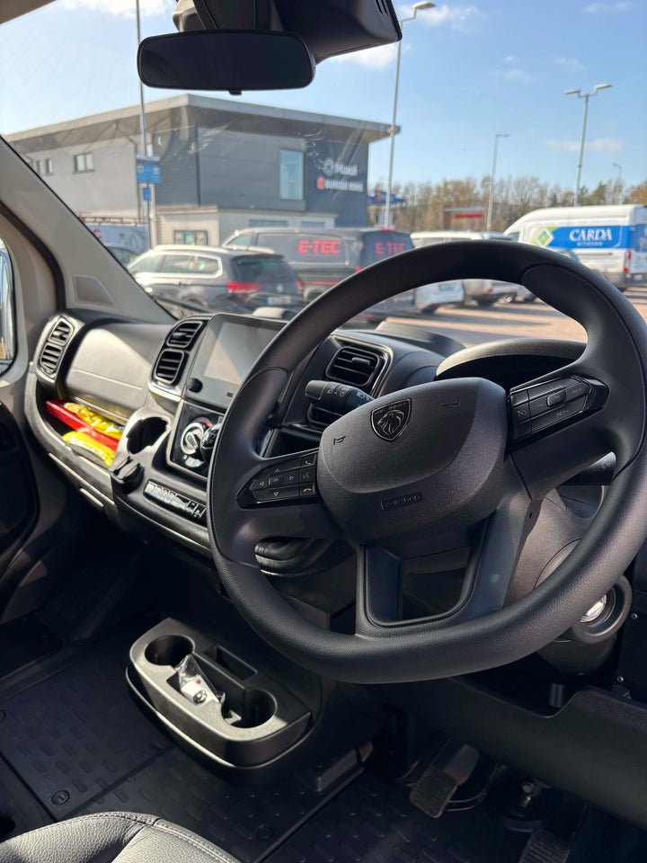 Theault - Xteo Horsetruck (2026)