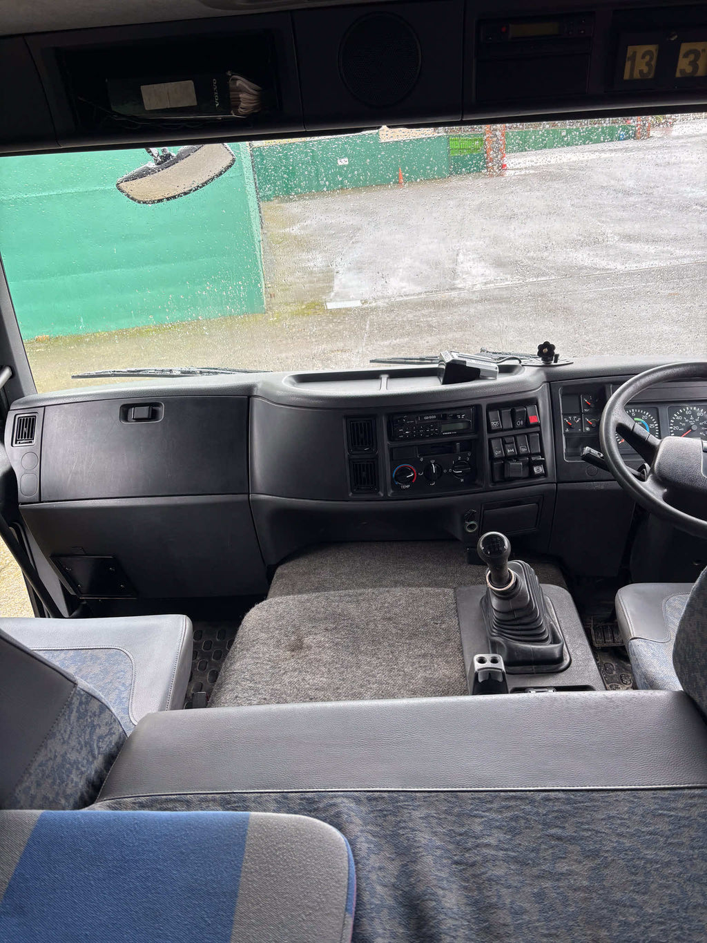 Volvo - 24-ton horse lorry (2005)