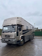 Volvo - 24-ton horse lorry (2005)