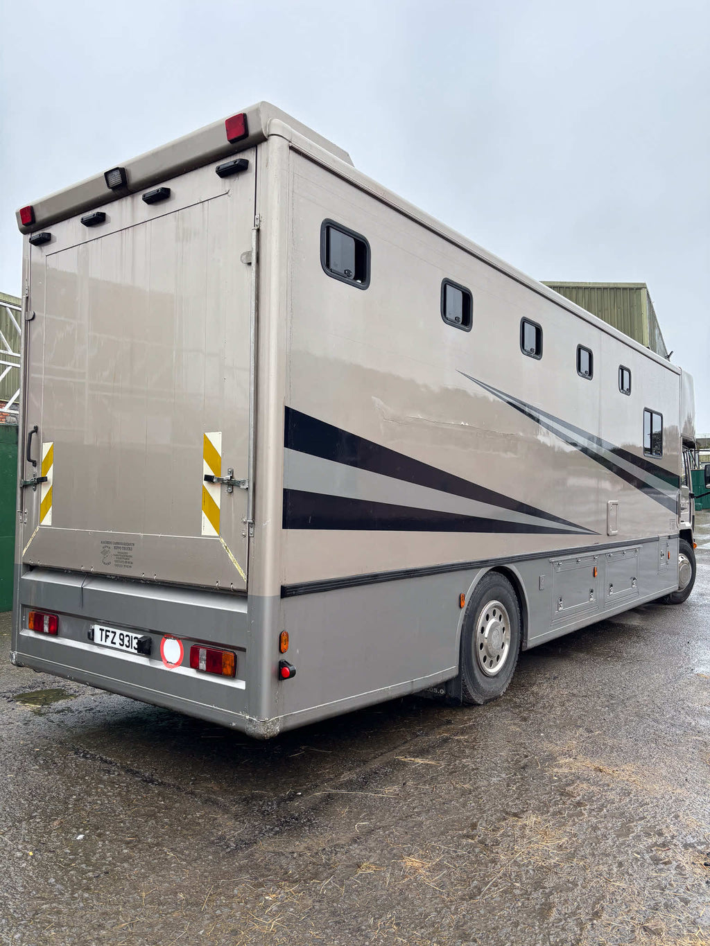 Volvo - 24-ton horse lorry (2005)