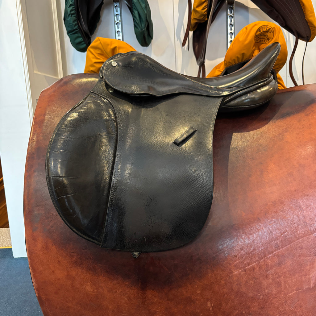 Antill Saddles - 17 inch black