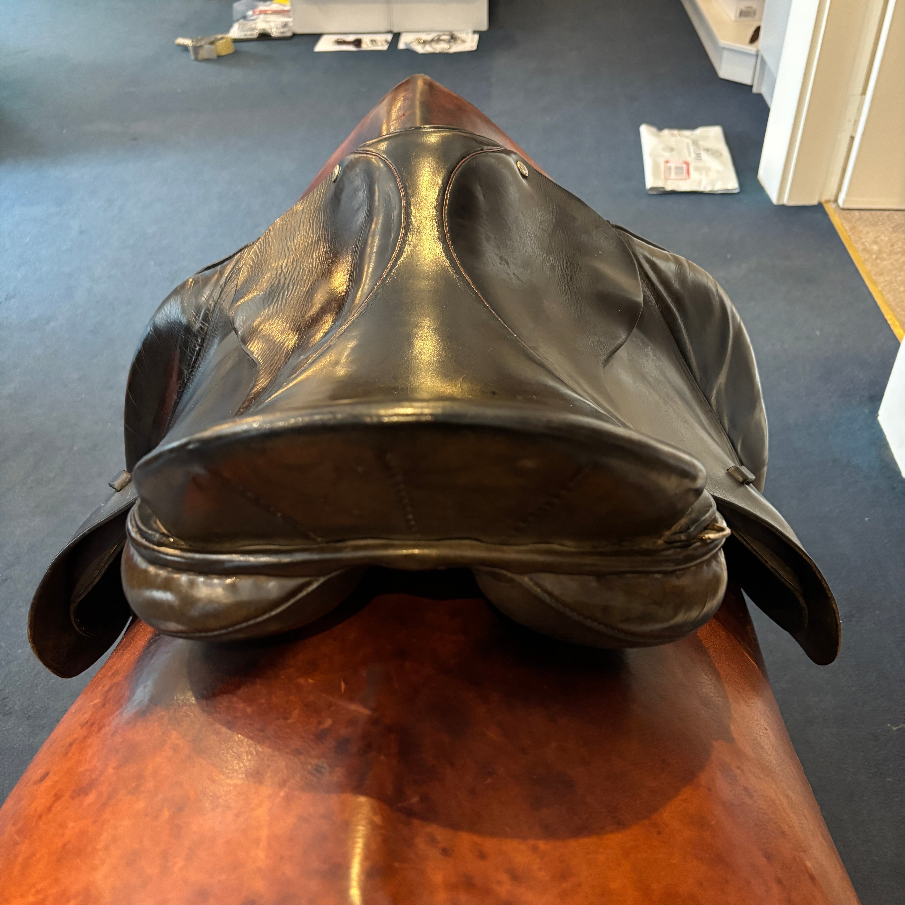 Antill Saddles - 17 inch black