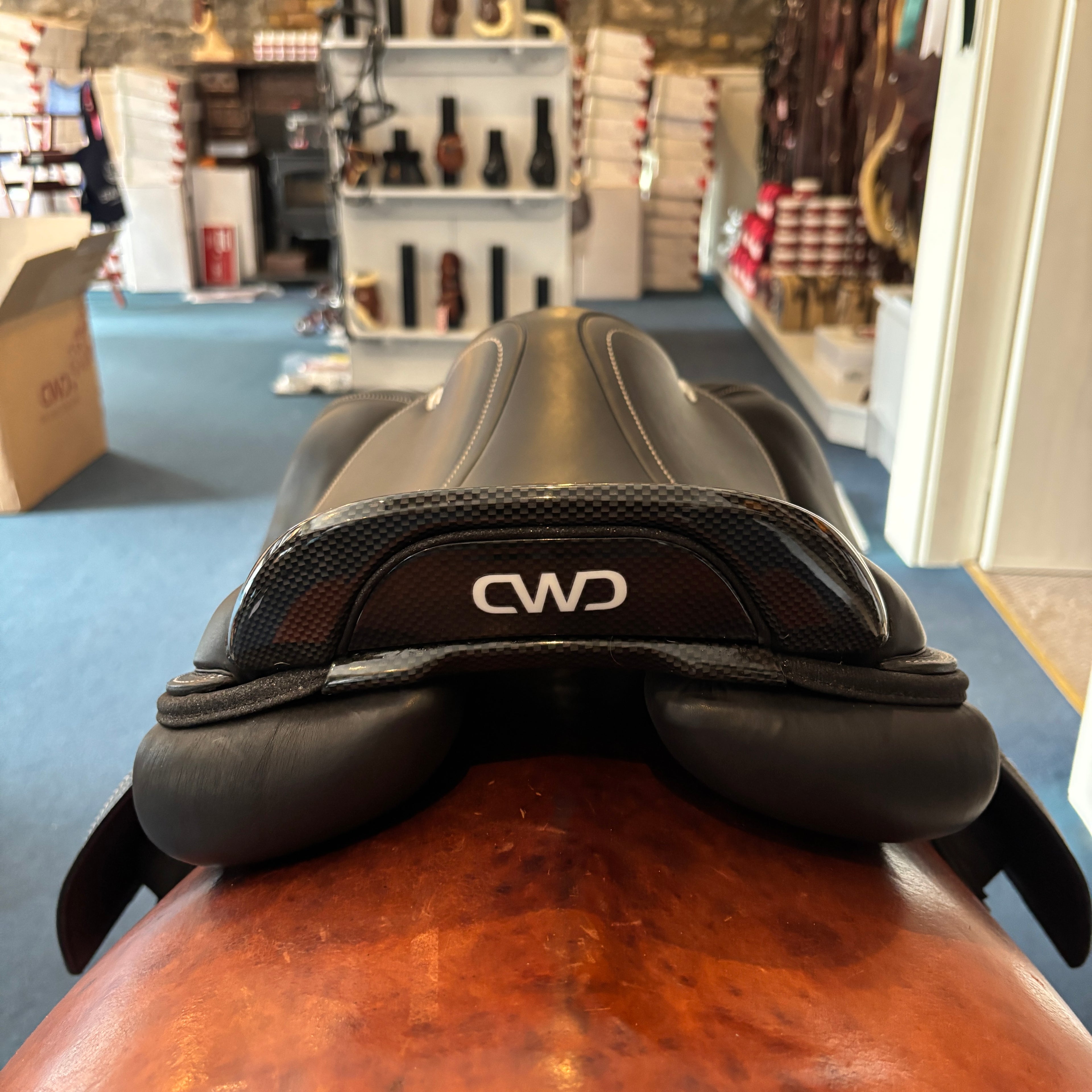 CWD - 2Gs Saddle 17 inch (2026)
