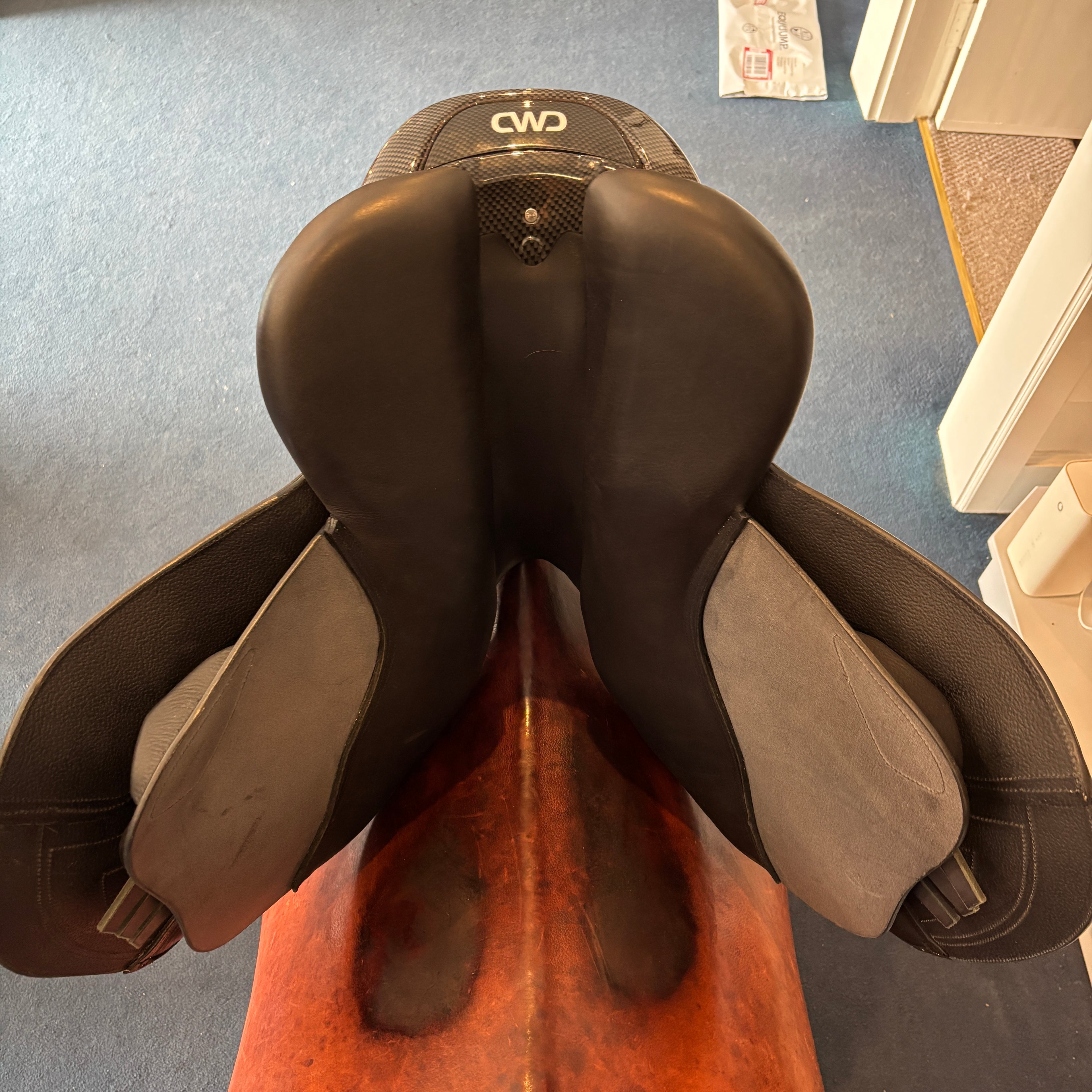 CWD - 2Gs Saddle 17 inch (2026)