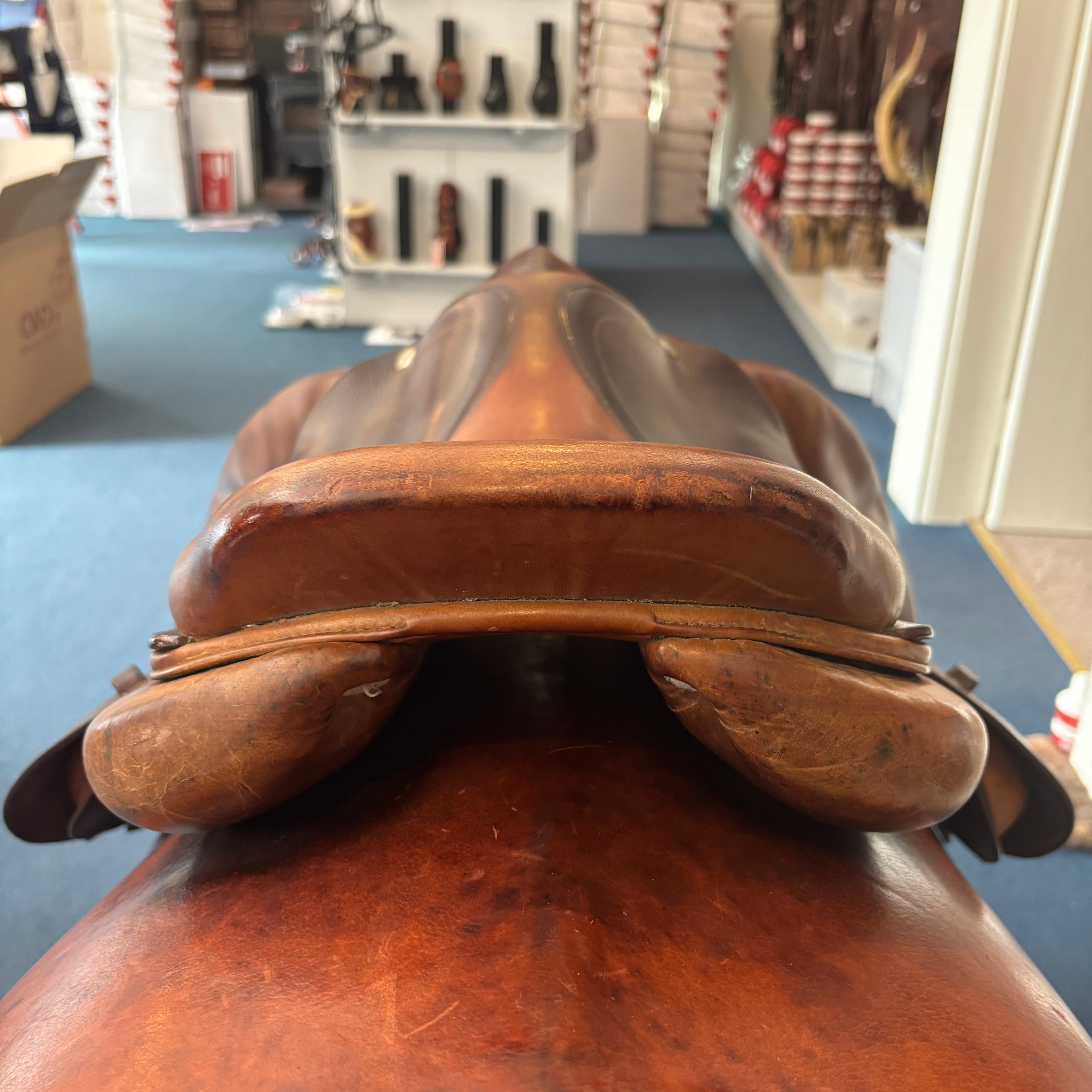 CWD - Classic Saddle 16.5 inch (2013) 24744
