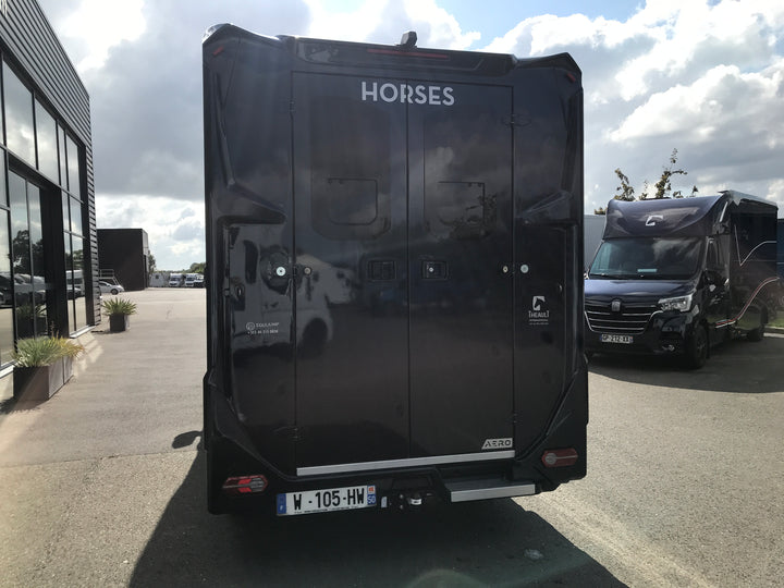 Theault - Aero Master 5L Switch Horsetruck (2025)