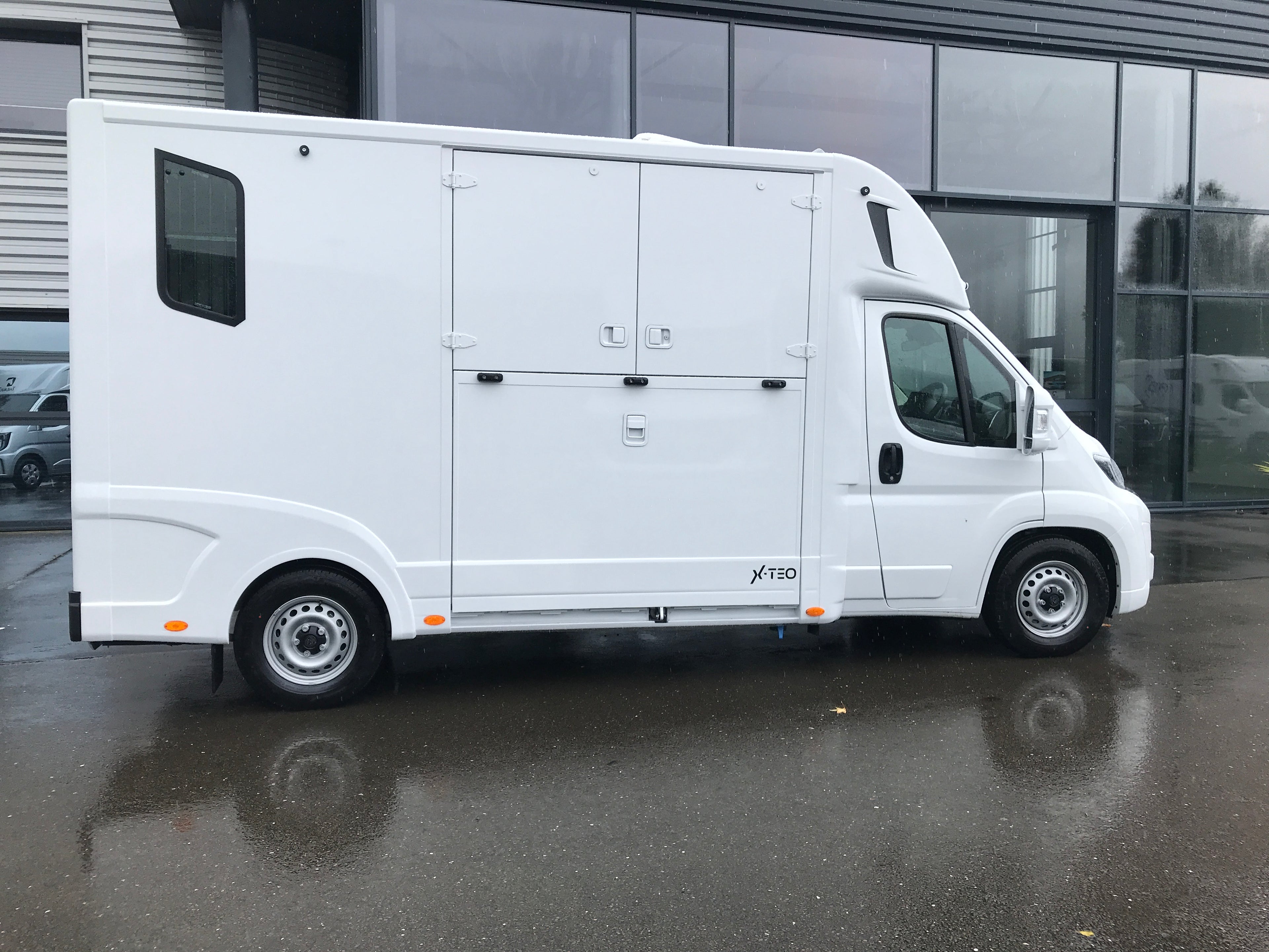 Theault - Xteo 3 Horsetruck (2026)