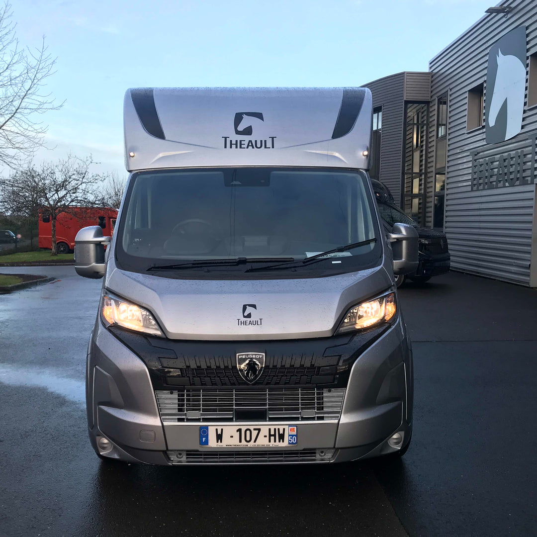 Theault - Xteo Horsetruck (2026)
