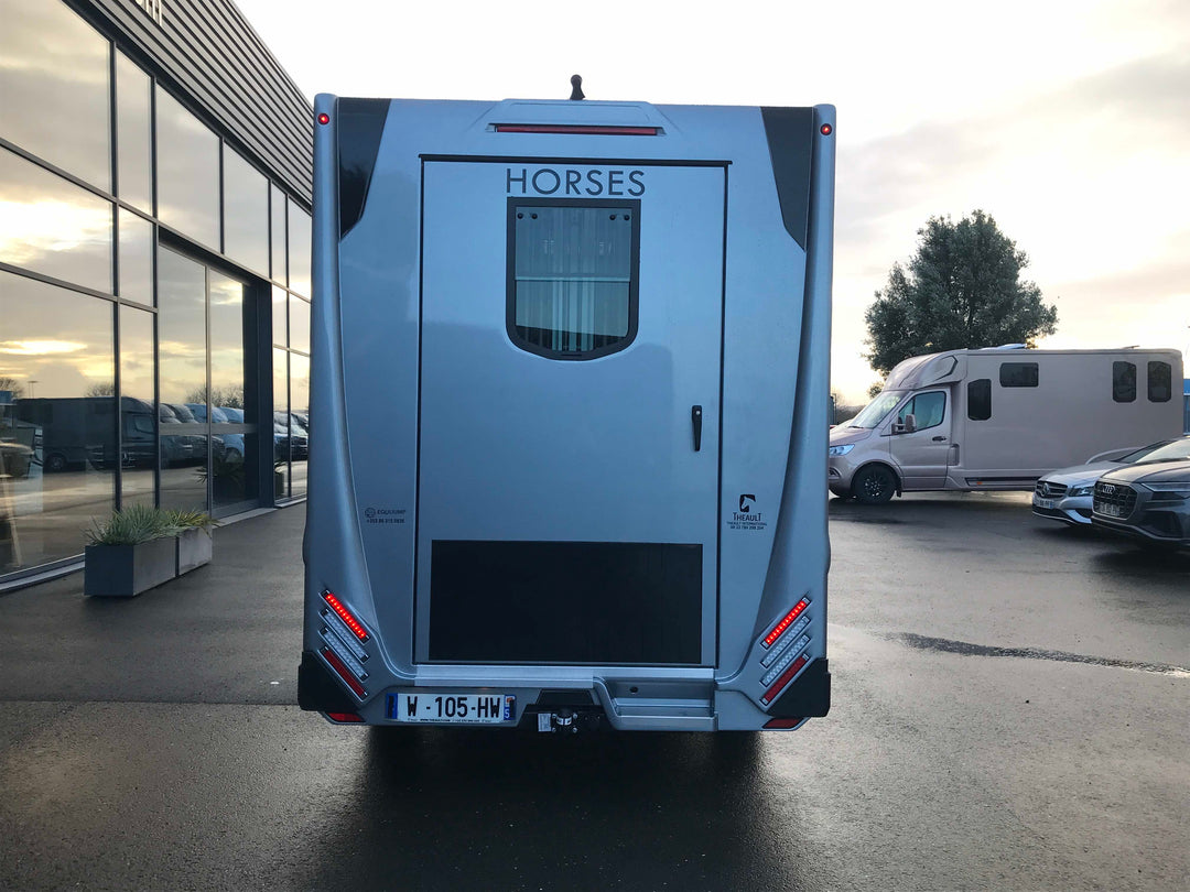 Theault - Xteo Horsetruck (2026)