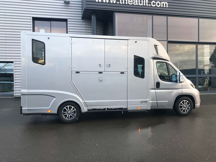 Theault - Xteo Horsetruck (2026)