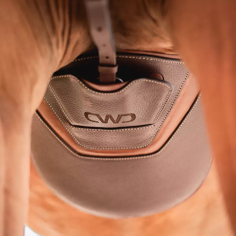 CWD Flexmotion jumping belly guard girth