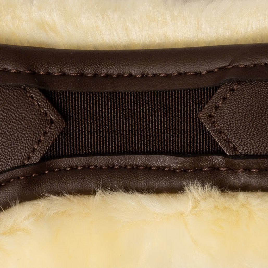 Kentucky Horsewear Sheepskin Anatomic Stud Girth
