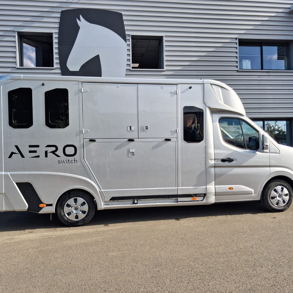 Theault - Aero Switch 5L Horsebox Automatic (2026)