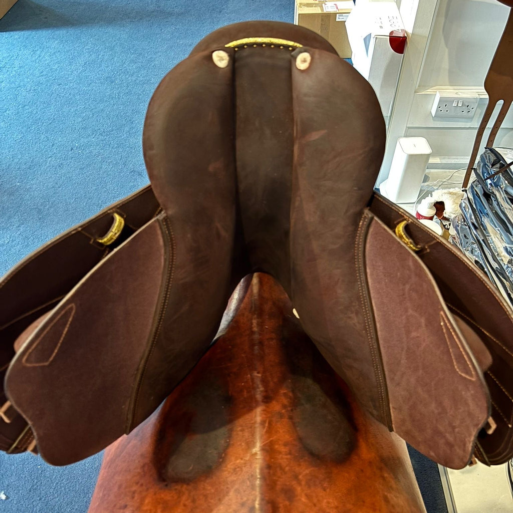 CWD - Classic Saddle 15.5 inch (2026)