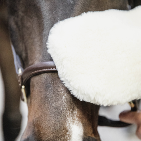 Kentucky Horsewear Sheepskin Grooming Glove