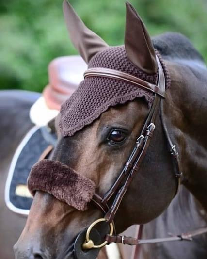 Kentucky Horsewear Sheepskin Noseband Cover