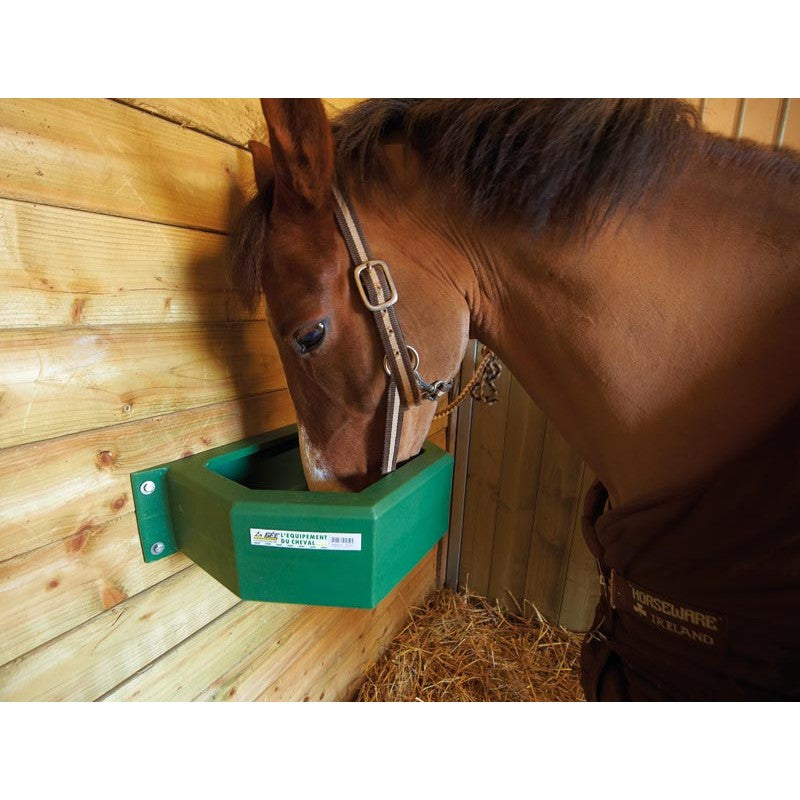 La Gee Feed Manger